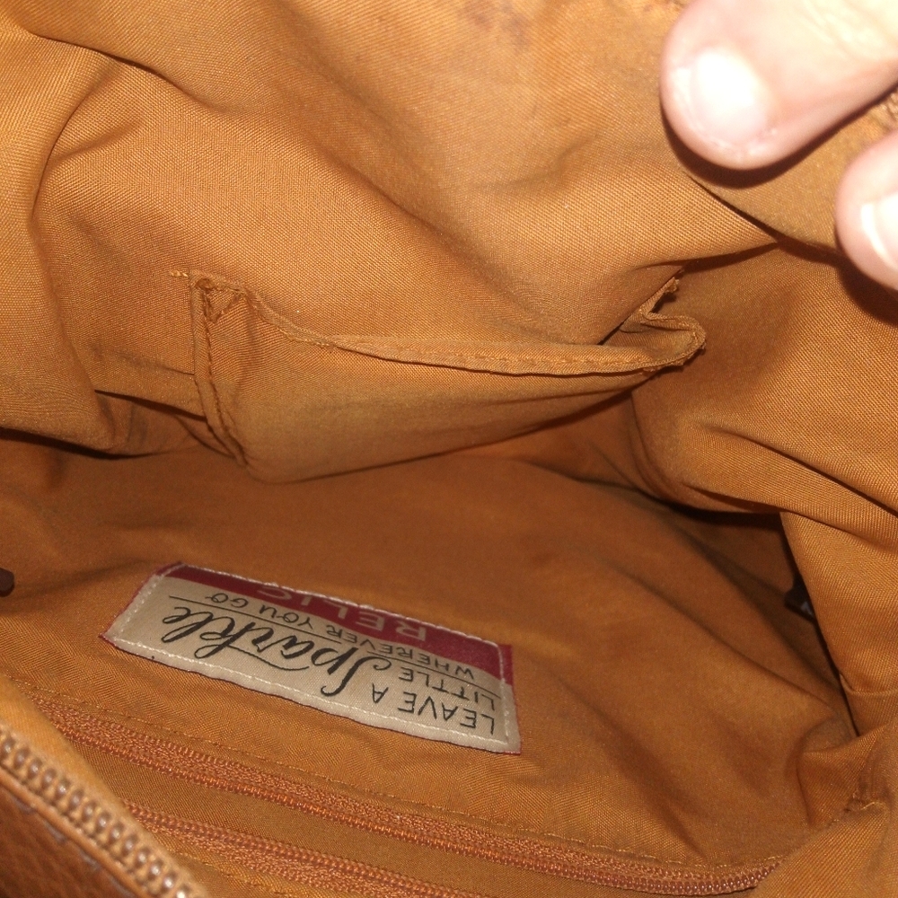 Relic Handbag - Picture 4 of 5